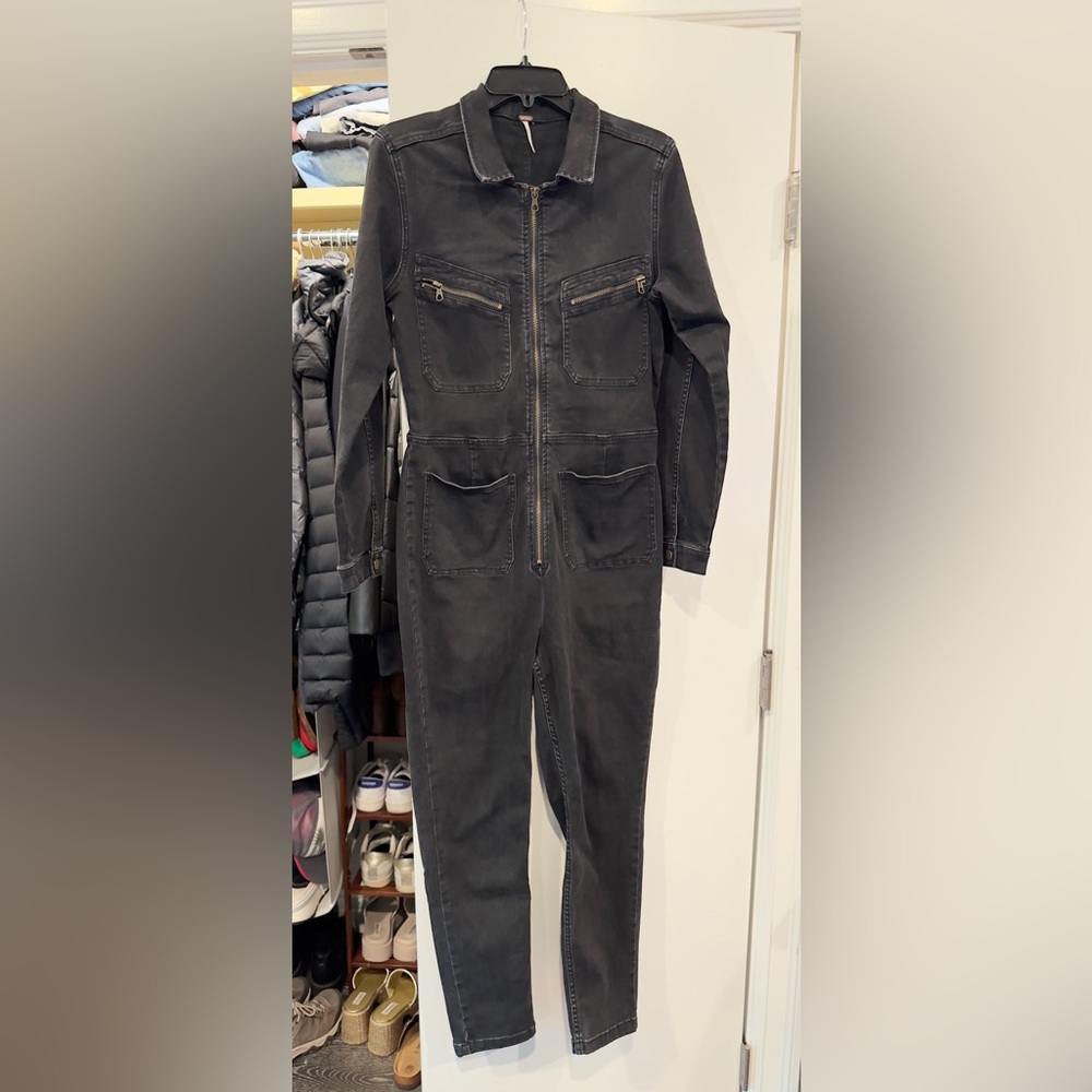 Free People black denim jumpsuit. Perfect condition and VERY flattering on!